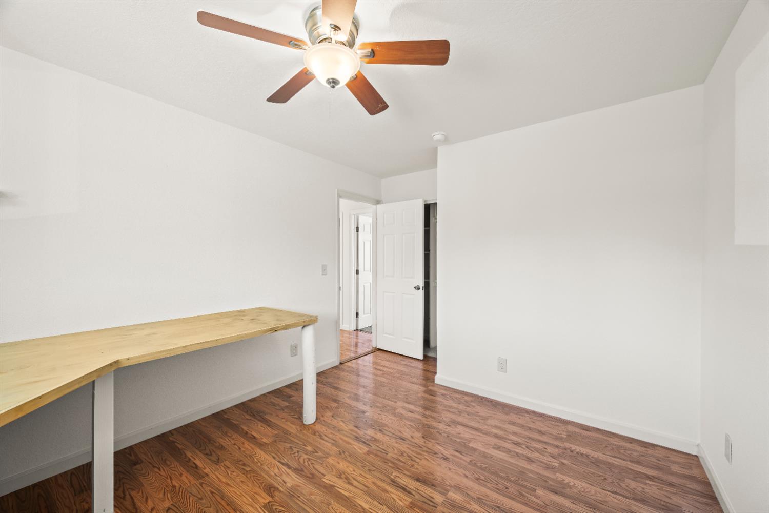 4818 Fall Street El Dorado, CA 95623 - Photo 21 of 31 a view of room with wooden floor and fan