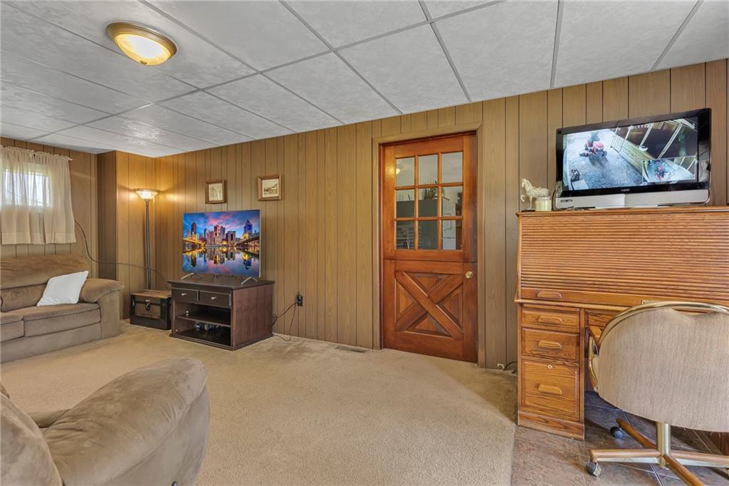 383 Ridgemont Drive Midland, PA 15059 - Photo 25 of 44 a view of a livingroom with furniture