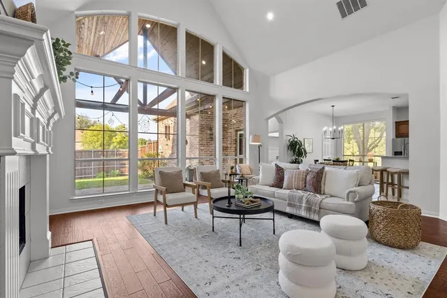 $949,000 | 4821 Ravendale Drive, Richardson, TX 75082