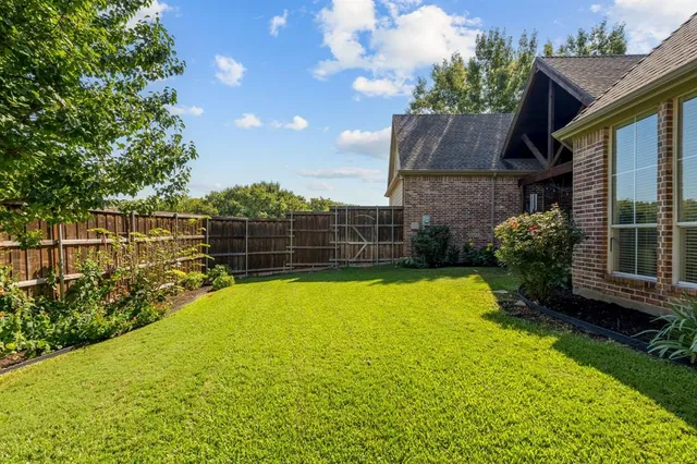 $949,000 | 4821 Ravendale Drive, Richardson, TX 75082