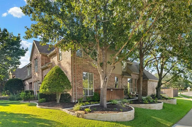 $949,000 | 4821 Ravendale Drive, Richardson, TX 75082