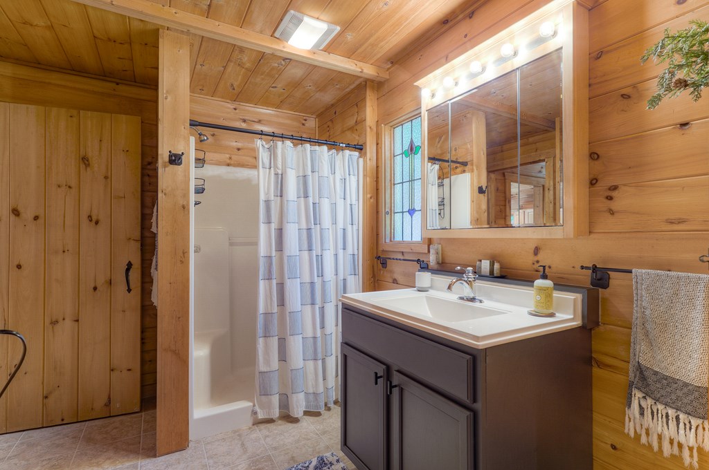 181 Falcon Circle Ellijay, GA 30540 - Photo 23 of 55