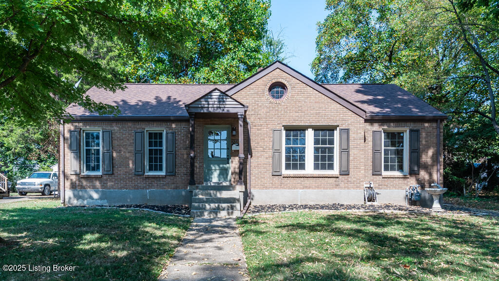 2525 Alanmede Road Louisville, KY 40205 - Photo 1 of 13 Front of the House