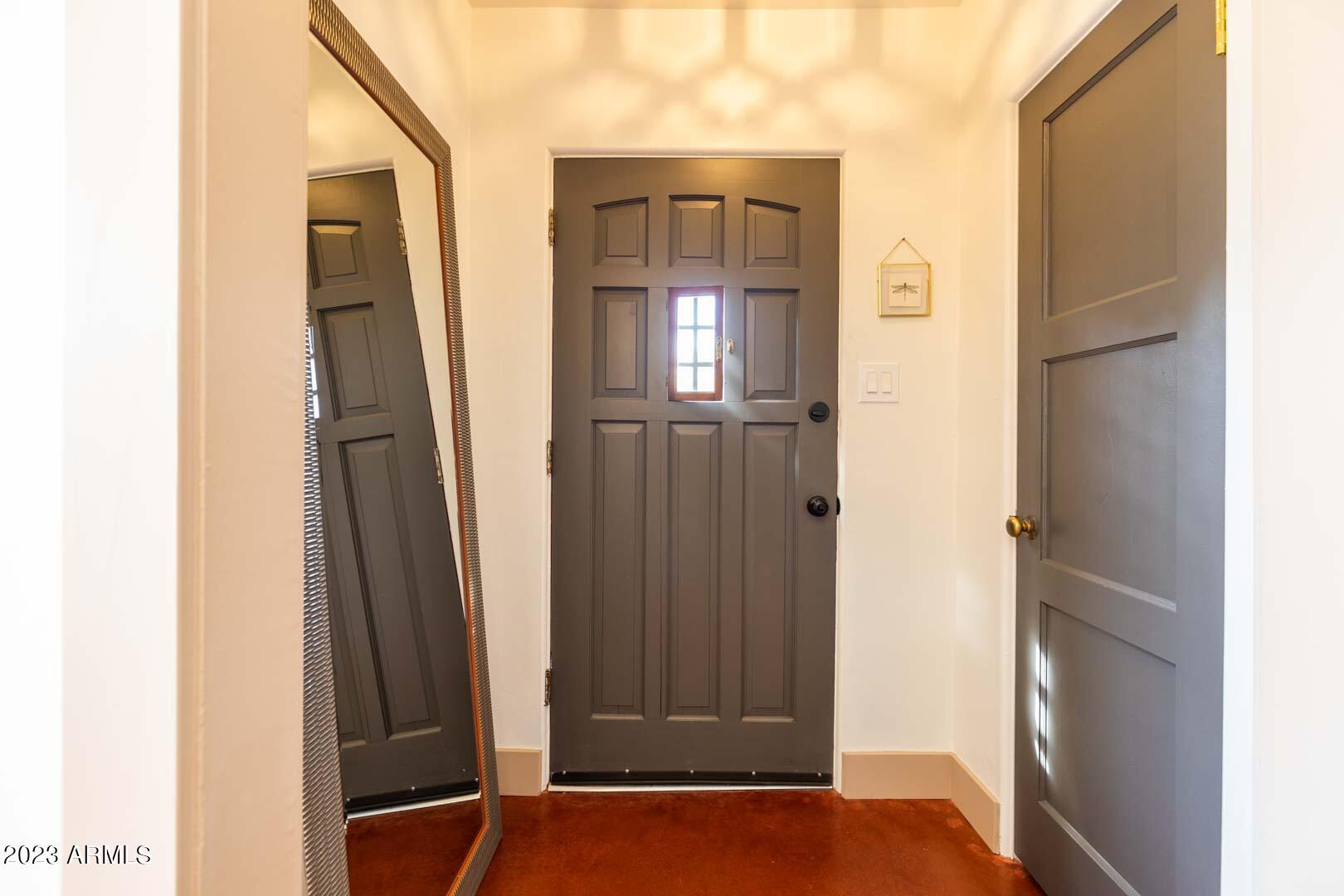 302 West Granada Road Phoenix, AZ 85003 - Photo 10 of 81 Foyer