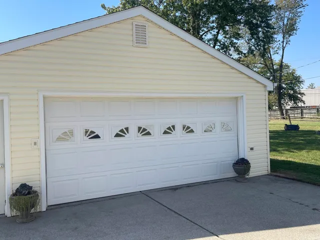 $219,900 | 2215 St Louis Avenue, Fort Wayne, IN 46819