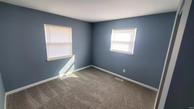 $219,900 | 2215 St Louis Avenue, Fort Wayne, IN 46819