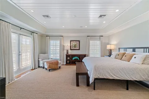 $4,950,000 | 645 Broad Avenue South, Naples, FL 34102