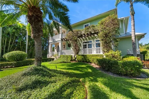 $4,950,000 | 645 Broad Avenue South, Naples, FL 34102