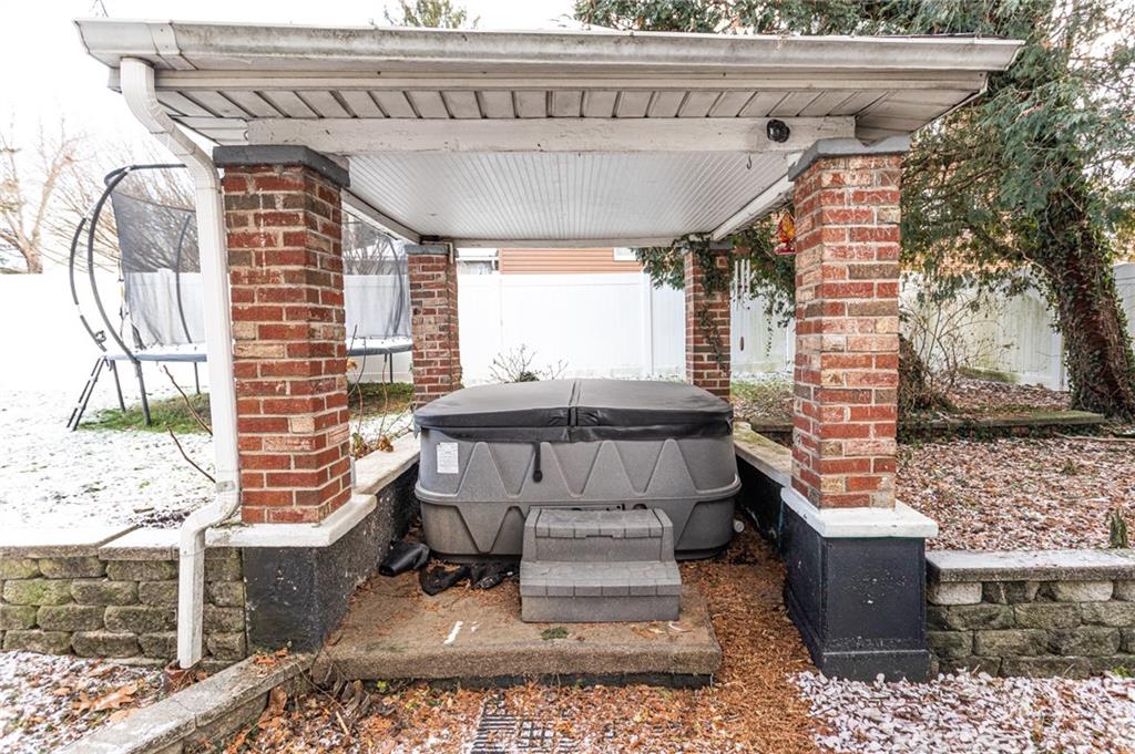 1001 Springfield Pike Connellsville, PA 15425 - Photo 10 of 35 a view of entryway with a front door