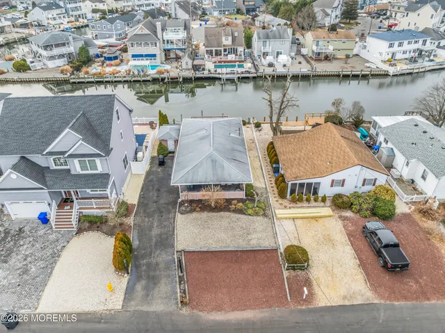 $650,000 | 126 Royal Drive, Brick, NJ 08723