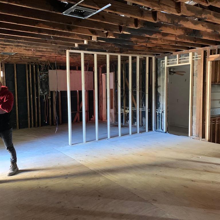 811 Calloway Lane Melbourne, FL 32901 - Photo 2 of 19