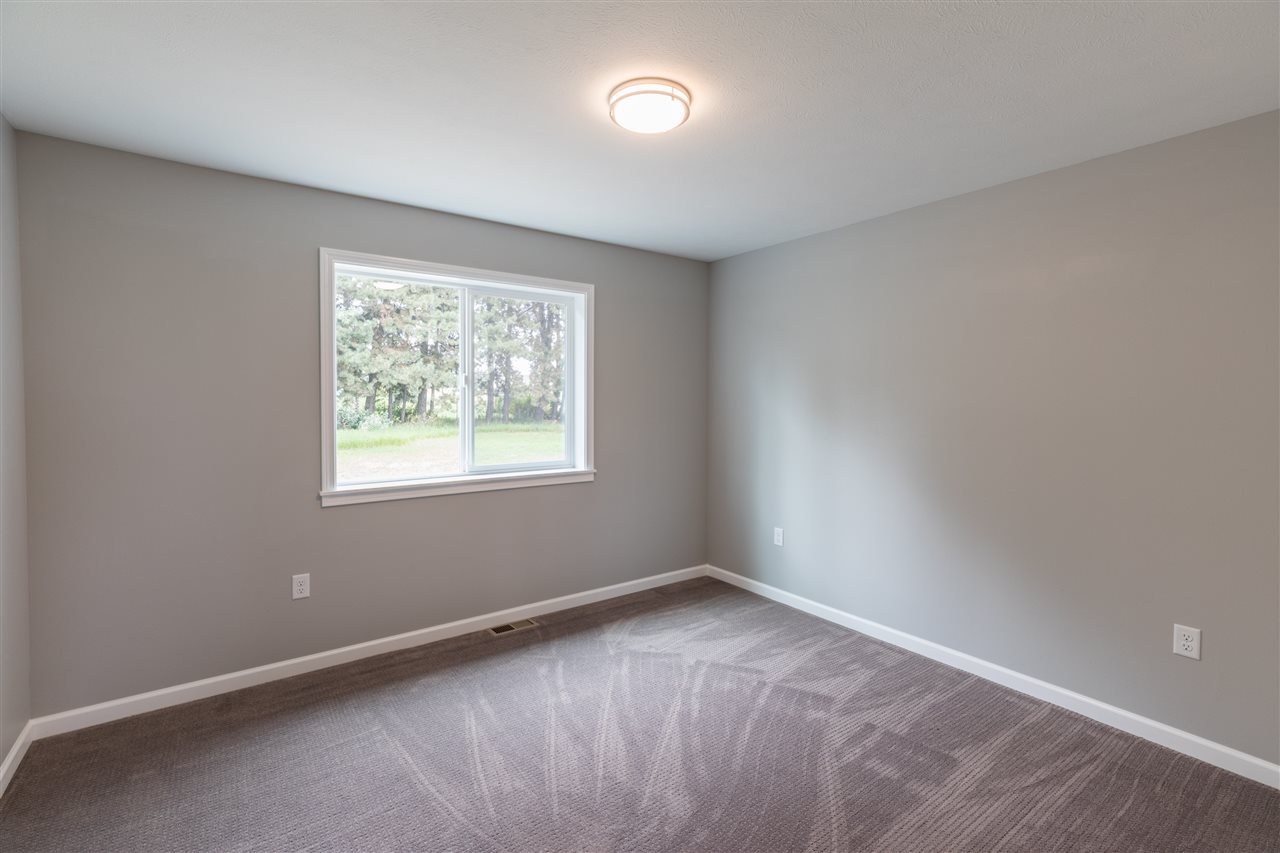 4608 South Grove Road Spokane, WA 99224 - Photo 14 of 18