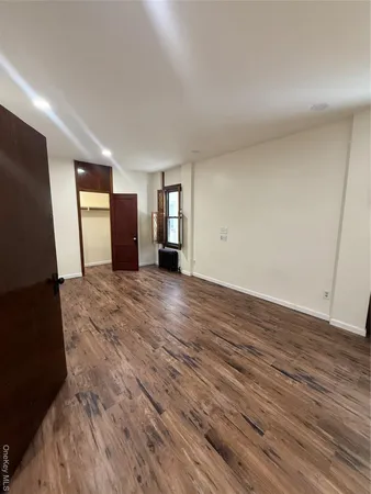 $2,500 | 173 Mansion Street, Unit 2, Poughkeepsie, NY 12601