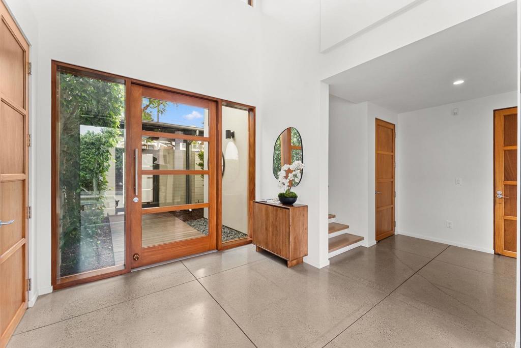 1866 Sheridan Road Encinitas, CA 92024 - Photo 9 of 75 Entrance
