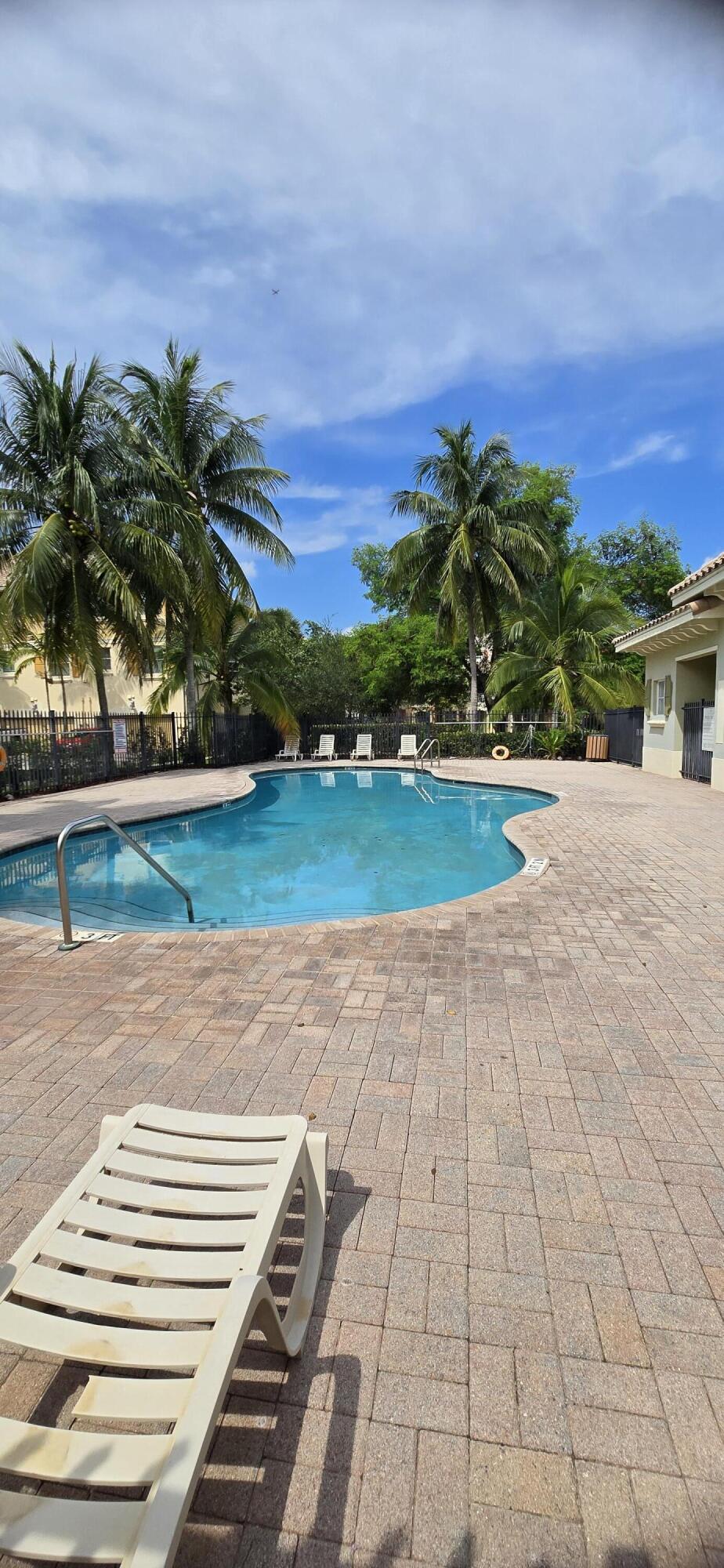 3919 Passion Flower Road Coconut Creek, FL 33073 - Photo 5 of 21 20250908_112540