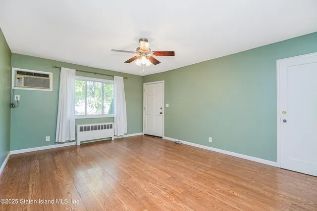 $205,000 | 20 Stratford Avenue, Unit A | Grymes Hill