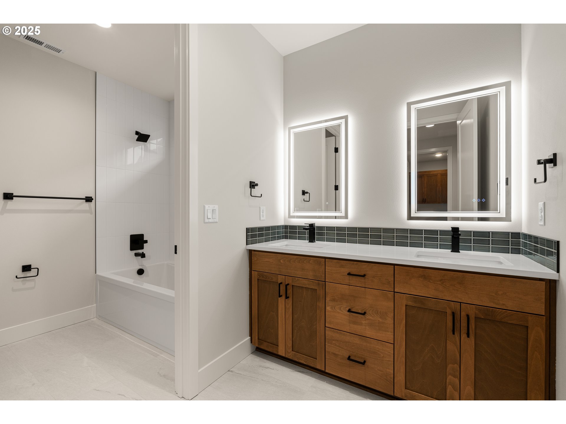 1109 Northwest 150th Street Vancouver, WA 98685 - Photo 35 of 39