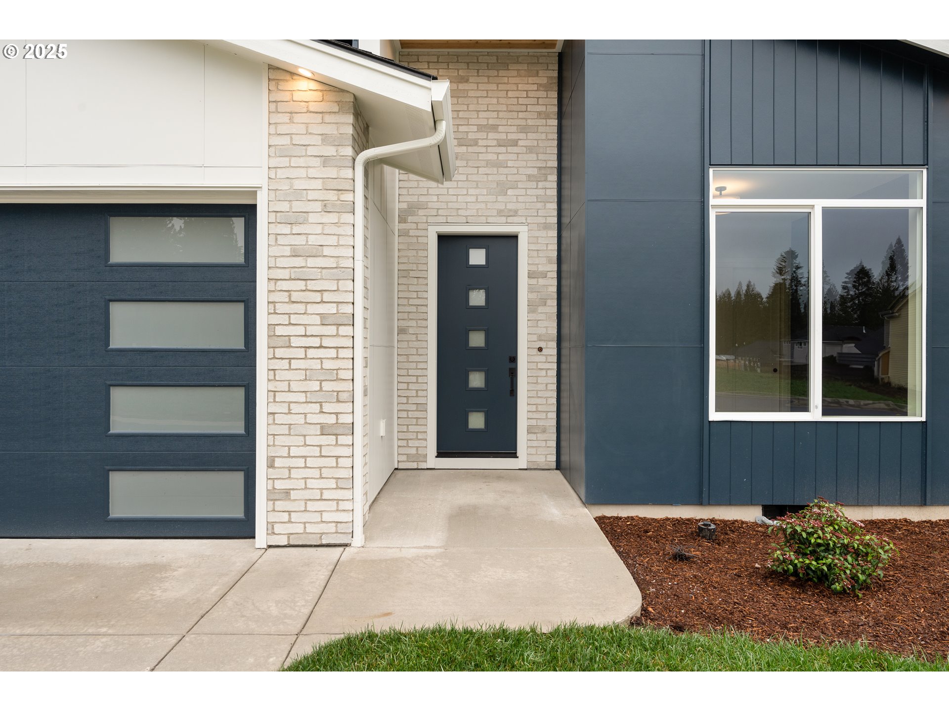 1109 Northwest 150th Street Vancouver, WA 98685 - Photo 5 of 39