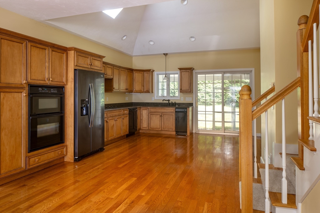 52 County Road, Unit 33 Mattapoisett, MA 02739 - Photo 8 of 26 Gallery Image 8