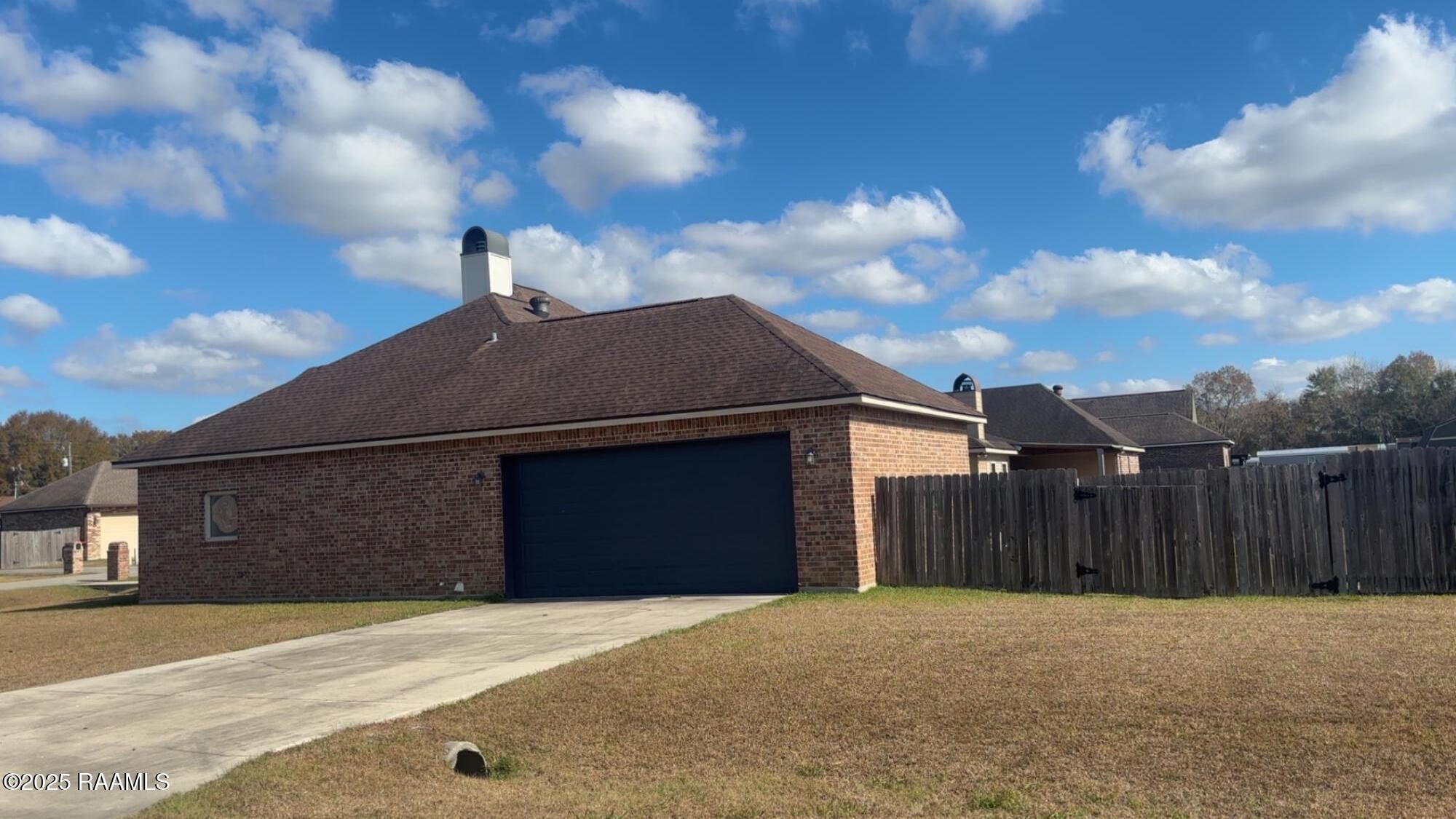 100 Sawtooth Road Carencro, LA 70520 - Photo 4 of 26 IMG_3133