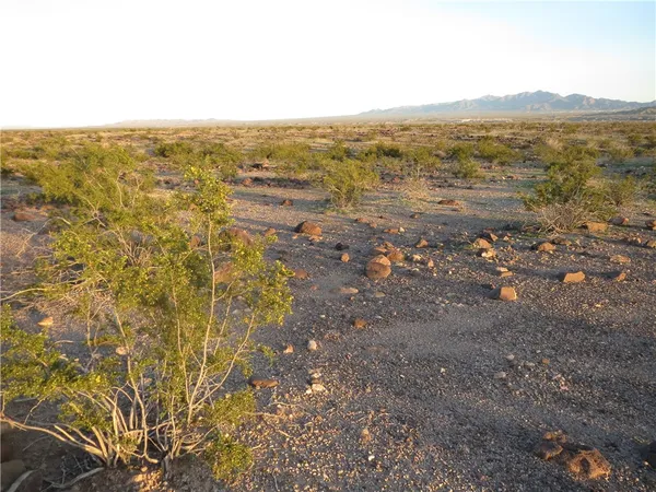 $13,000 | 210-43-043 North Polaris Road, Topock, AZ 86436