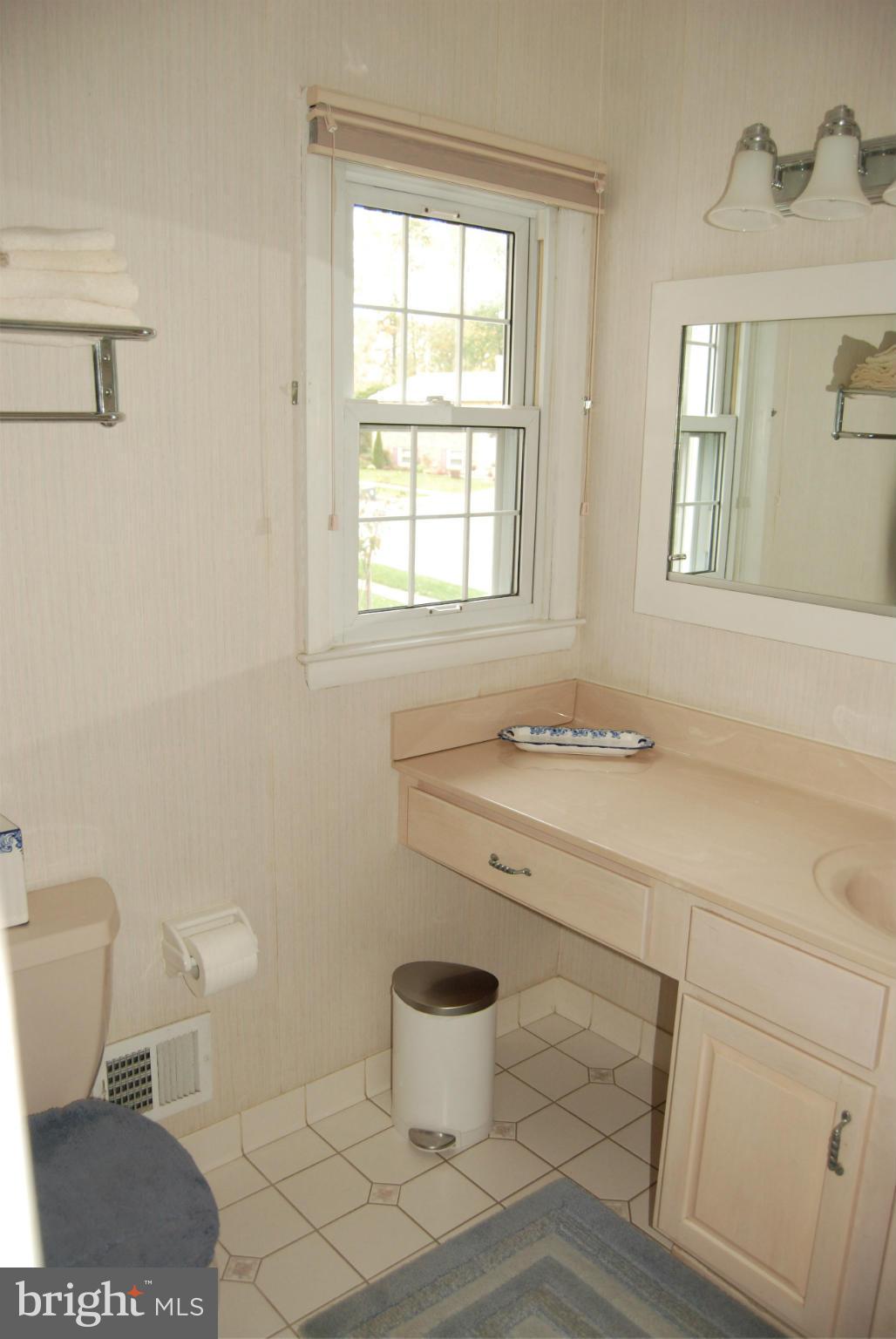235 Walgrove Road Reisterstown, MD 21136 - Photo 13 of 29 Bath
