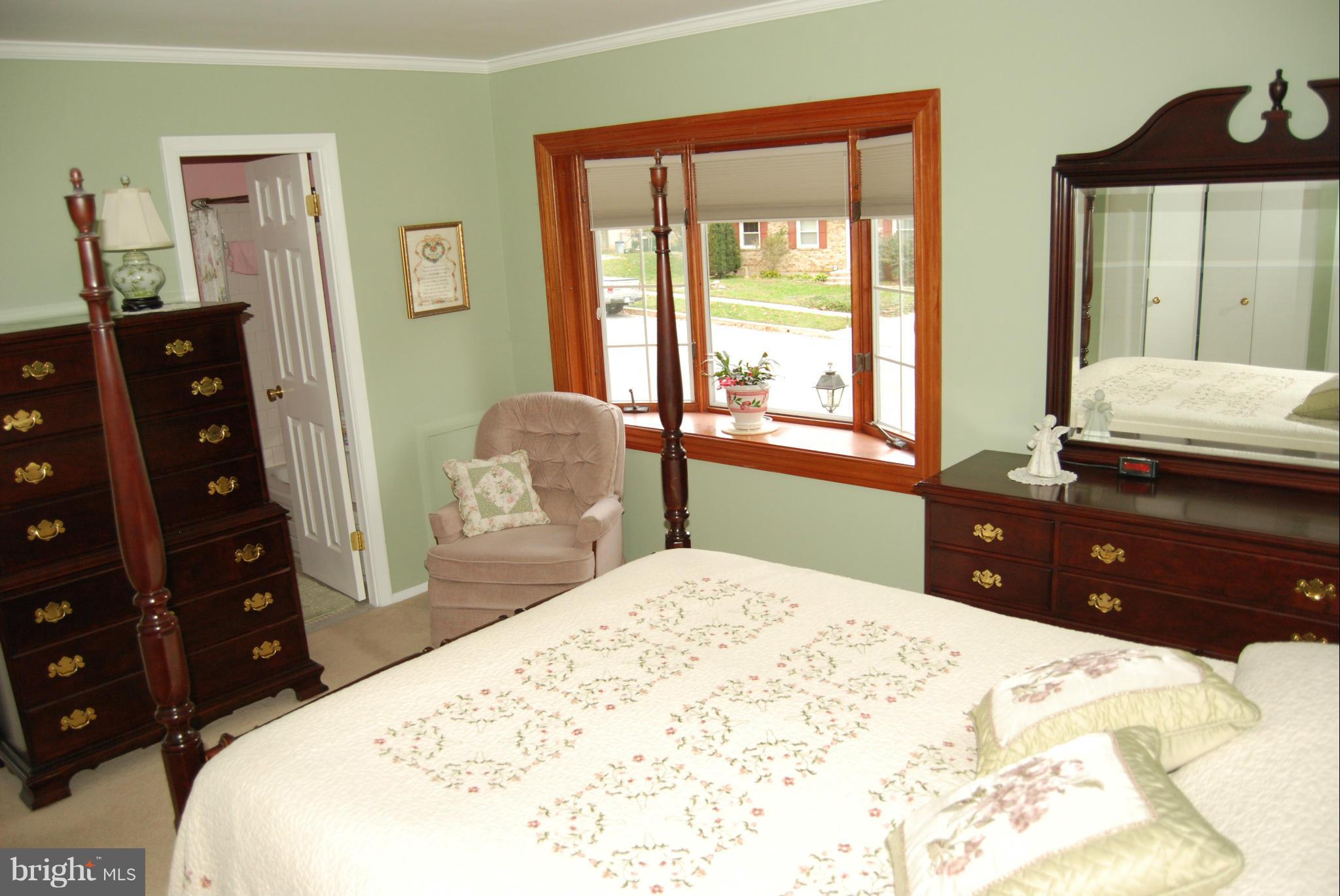 235 Walgrove Road Reisterstown, MD 21136 - Photo 17 of 29 Bedroom (Master)
