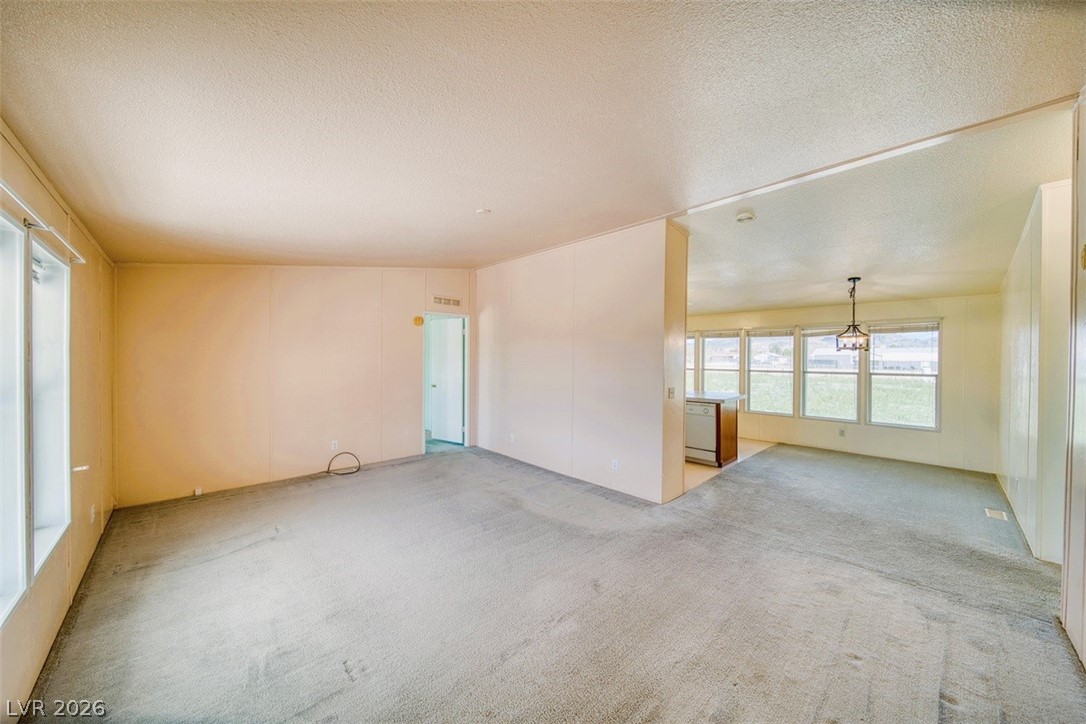 3260 Pittman Street Pahrump, NV 89060 - Photo 4 of 28