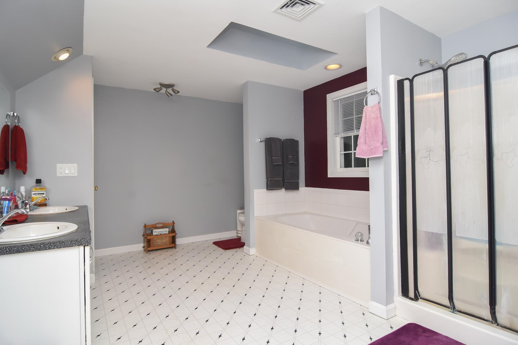 28 Springfield Circle Merrimack, NH 03054 - Photo 21 of 40 Gallery Image 21