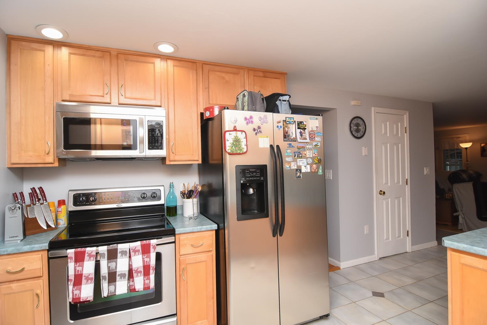 28 Springfield Circle Merrimack, NH 03054 - Photo 10 of 40 Gallery Image 10