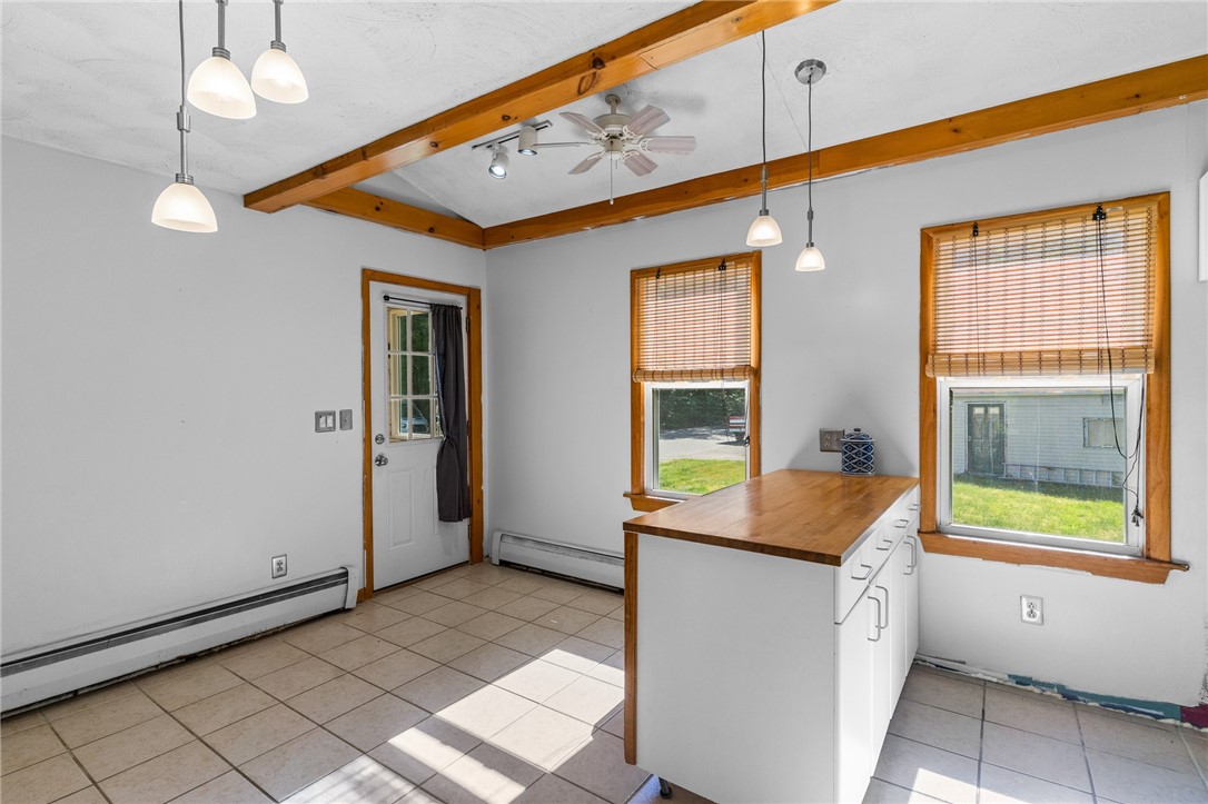 122 Read Avenue Coventry, RI 02816 - Photo 11 of 34