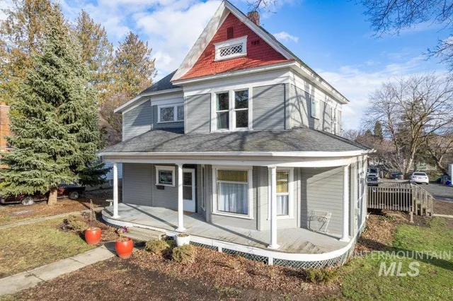 $659,000 | 424 South Van Buren Street, Moscow, ID 83843
