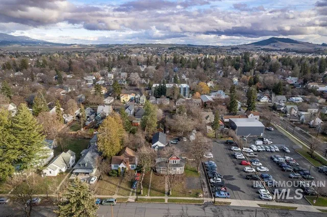 $659,000 | 424 South Van Buren Street, Moscow, ID 83843