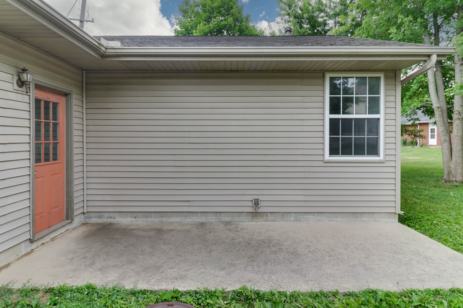 101 South State Street Danvers, IL 61732 - Photo 30 of 39
