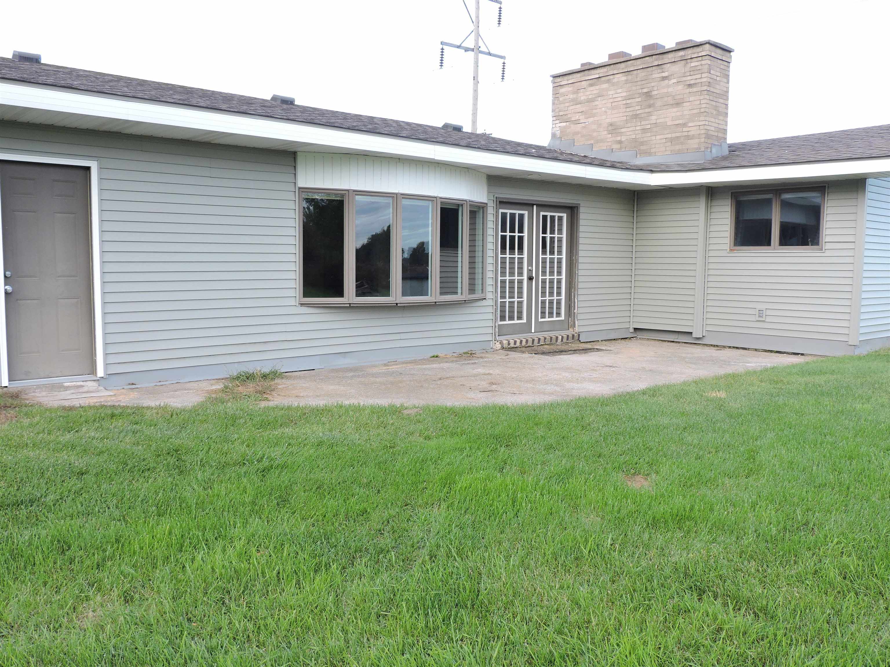 1126 East Parish Road Kawkawlin, MI 48631 - Photo 31 of 32