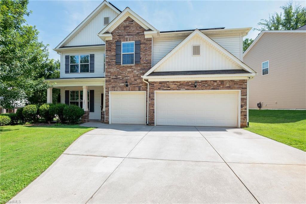 301 Summerwalk Road Greensboro, NC 27455 - Photo 3 of 50