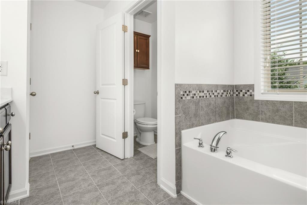301 Summerwalk Road Greensboro, NC 27455 - Photo 42 of 50