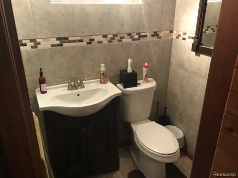 16881 Rutherford Street Detroit, MI 48235 - Photo 13 of 14