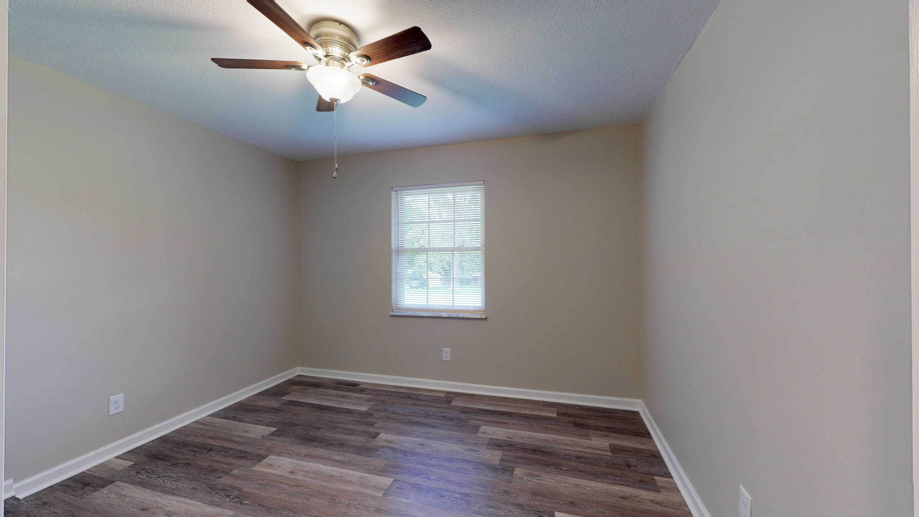 7721 Widdecomb Road Powell, TN 37849 - Photo 17 of 25 7721-Widdecomb-Rd-bedroom-11