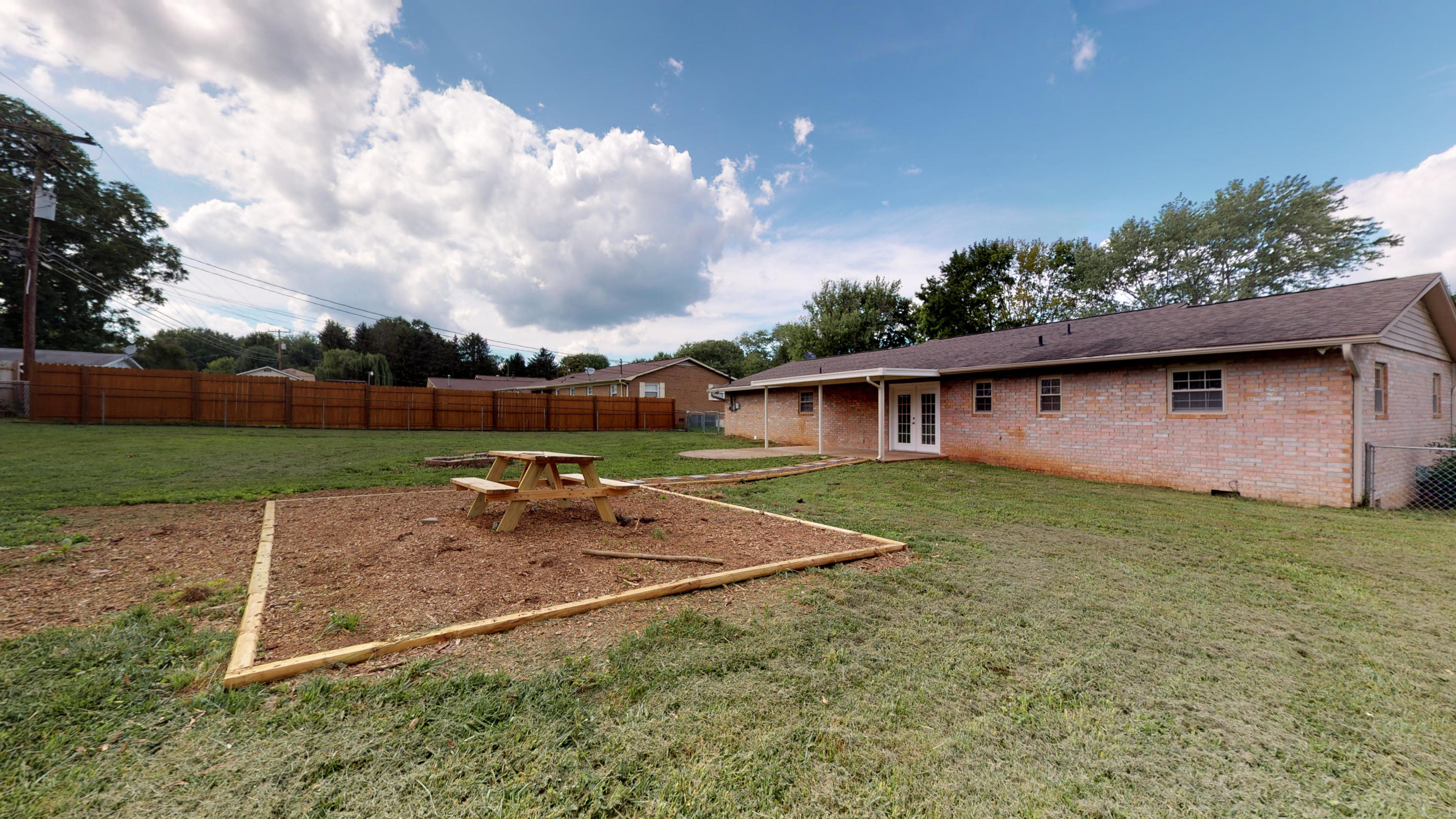 7721 Widdecomb Road Powell, TN 37849 - Photo 21 of 25 7721-Widdecomb-Rd-back-yard-1