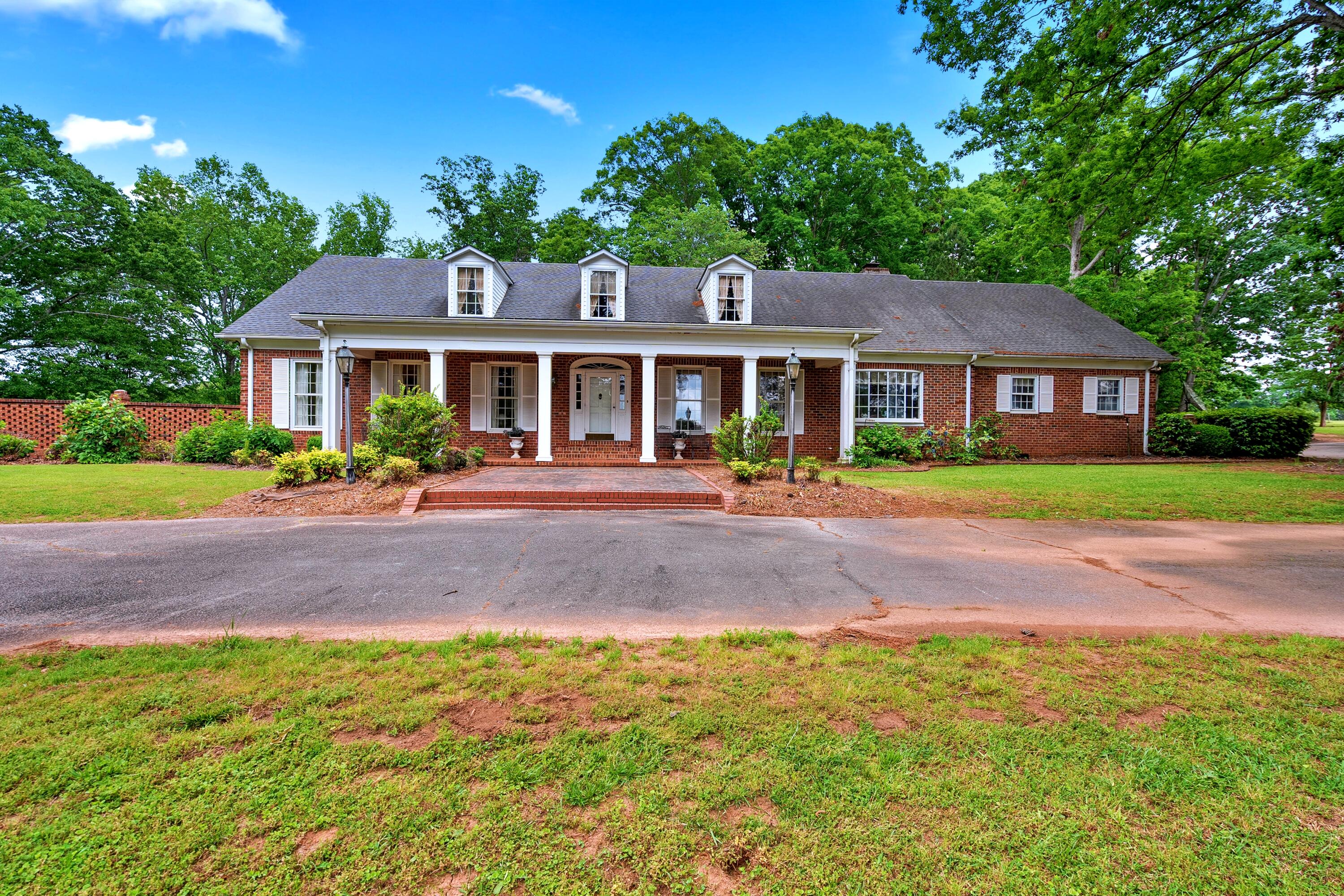 2221 Deadfall Road West Greenwood, SC 29649 - Photo 2 of 60 batch_DSC02204