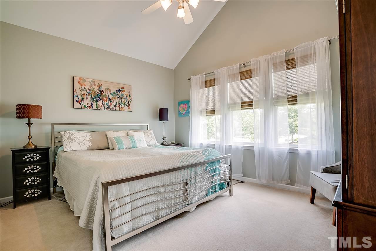 901 Littleleaf Lane Durham, NC 27713 - Photo 14 of 25 Gallery Image 14