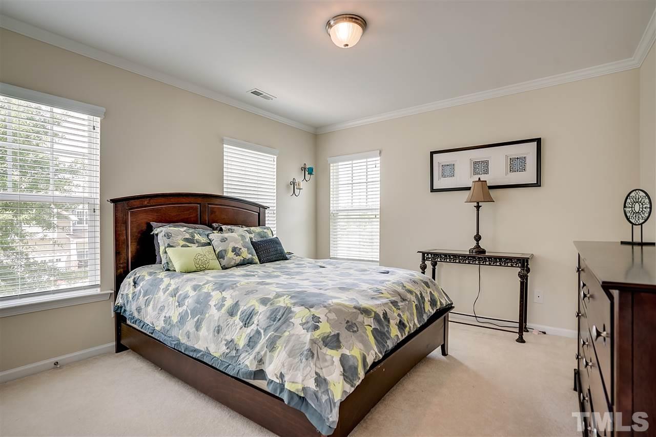 901 Littleleaf Lane Durham, NC 27713 - Photo 20 of 25 Gallery Image 20