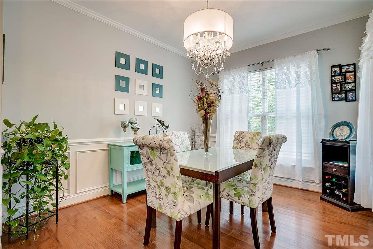 901 Littleleaf Lane Durham, NC 27713 - Photo 4 of 25 Gallery Image 4