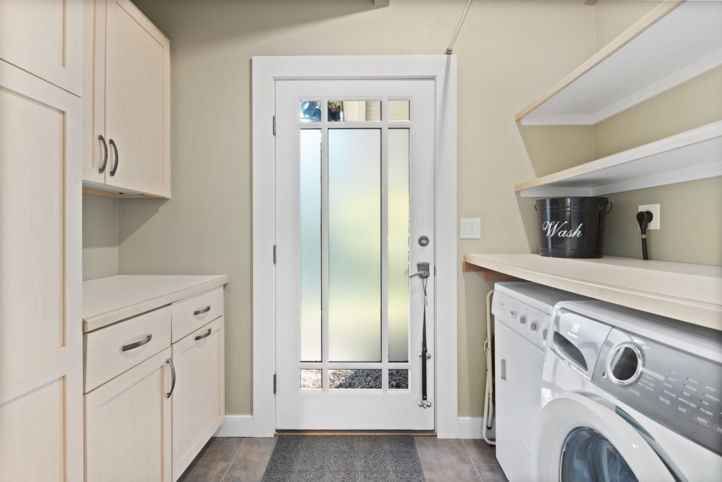 4 Lantern Lane Lexington, MA 02421 - Photo 9 of 29 a view of a hallway with washer and dryer