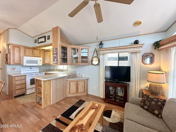 $114,900 | 916 South Mineshaft Drive, Apache Junction, AZ 85119