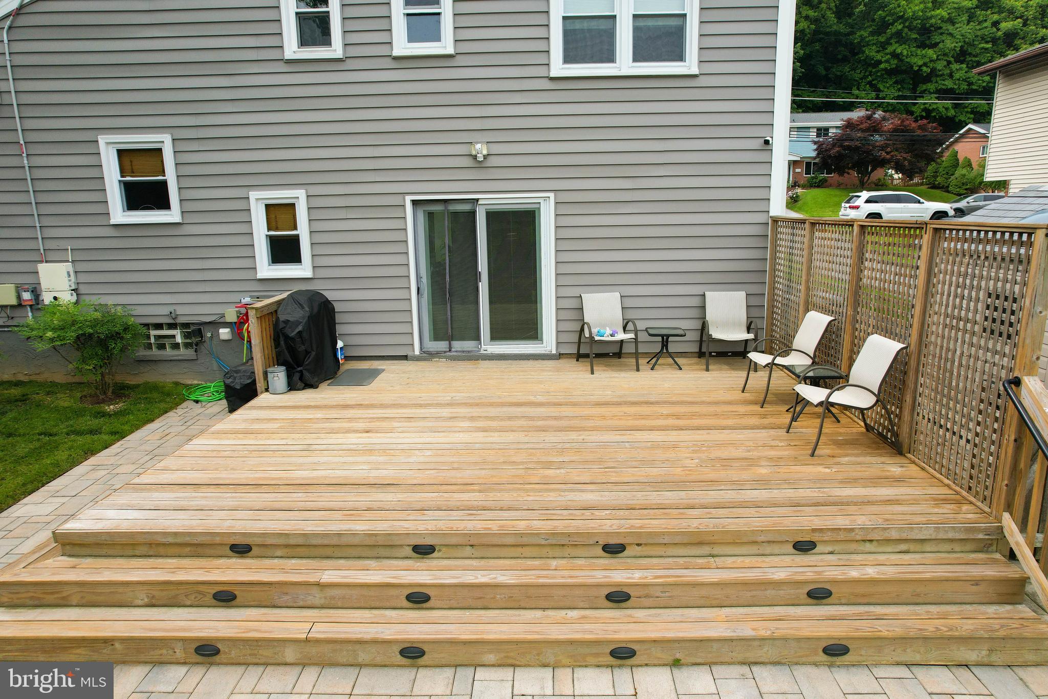 936 Cromwell Bridge Road Towson, MD 21286 - Photo 41 of 58 Rear deck