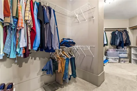 a view of utility room