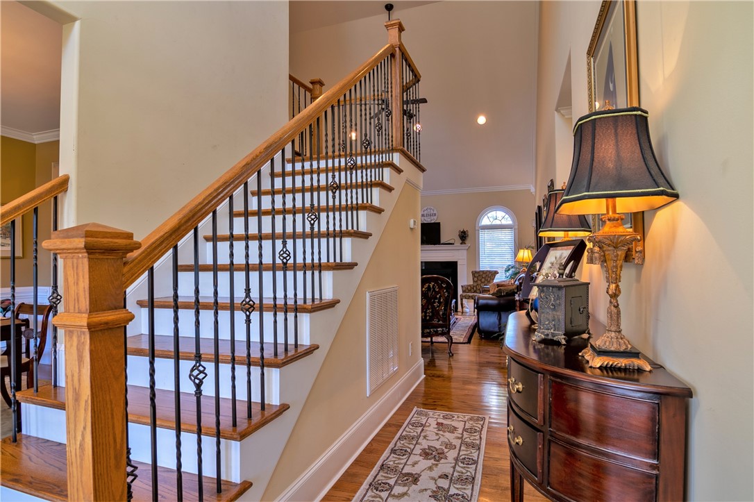 113 Ridgeway Trail Anderson, SC 29621 - Photo 8 of 42 Foyer