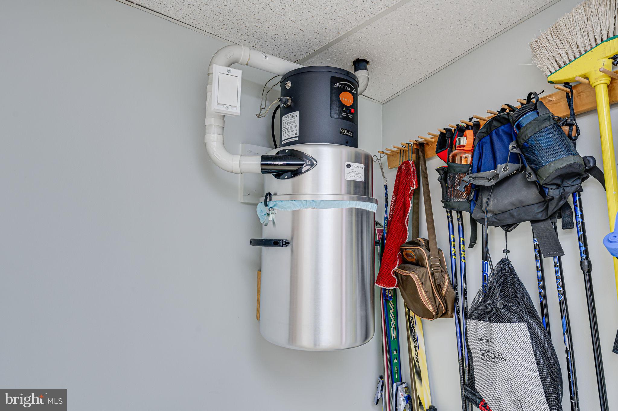 668 Hope Road Stafford, VA 22554 - Photo 41 of 99 Central Vacuum